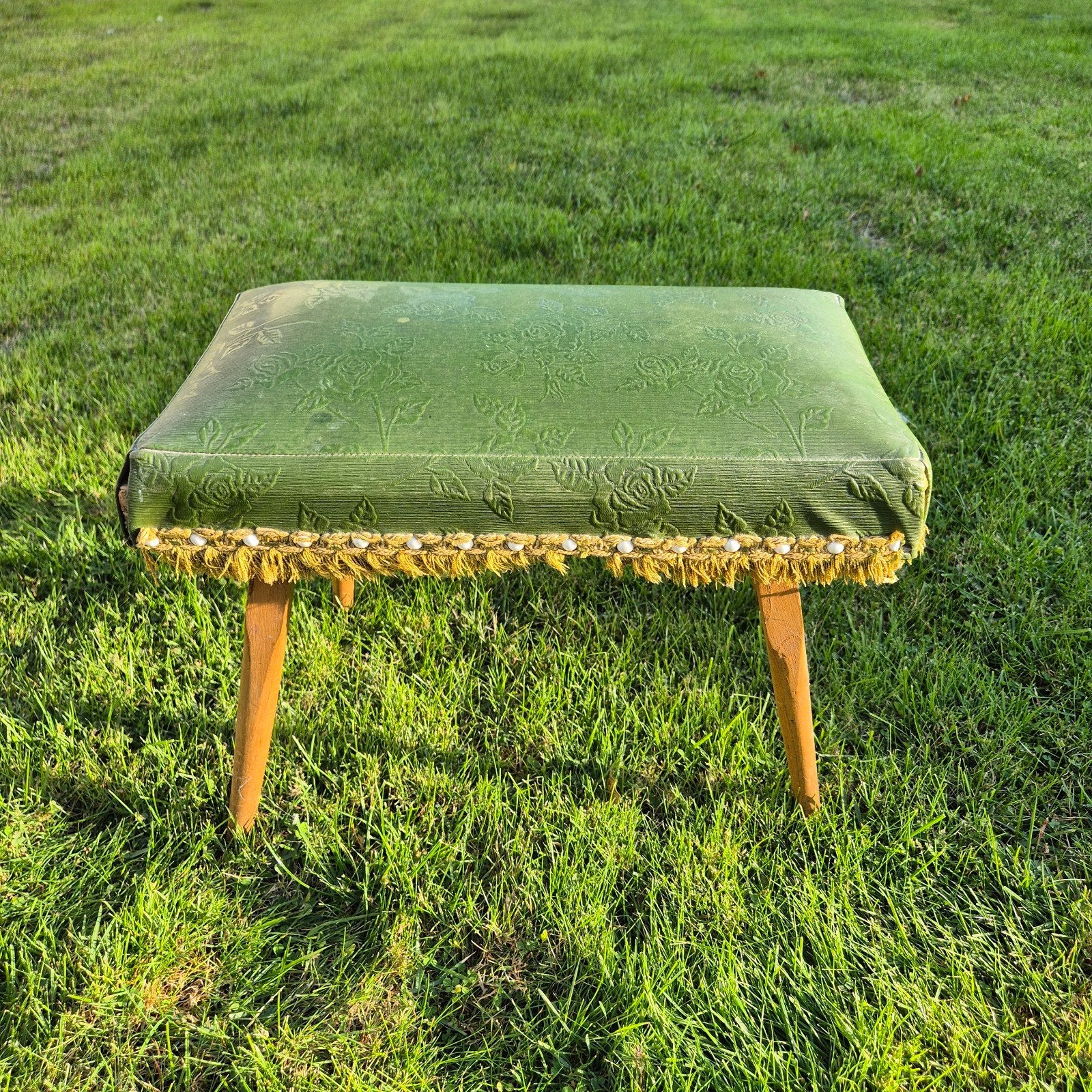 Vintage voetenbankje / tabouret met groene florale bekleding, Enlèvement