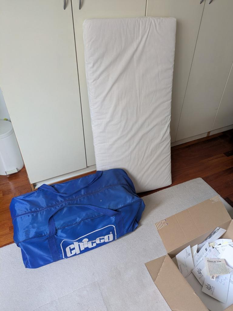 Baby plooibed met extra matras, Ophalen, Matras
