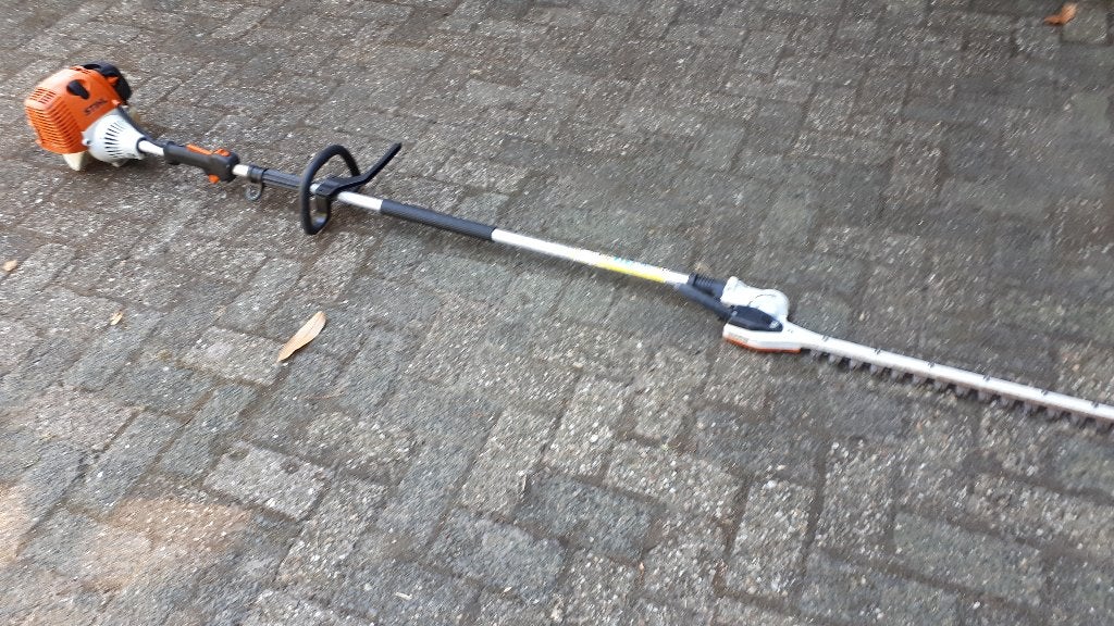 taille-haie à essence stihl HL 100, Jardin & Terrasse, Enlèvement, Utilisé, Essence, STILL