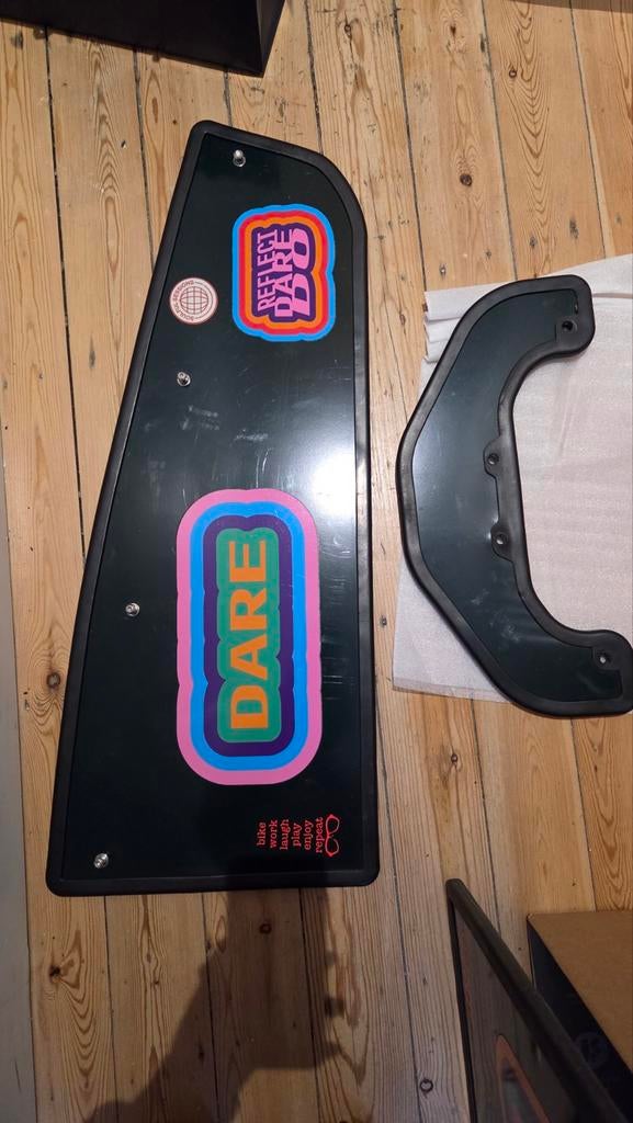 Larry vs Harry Bullit BBX Sidepanel Kit

Race green, Ophalen