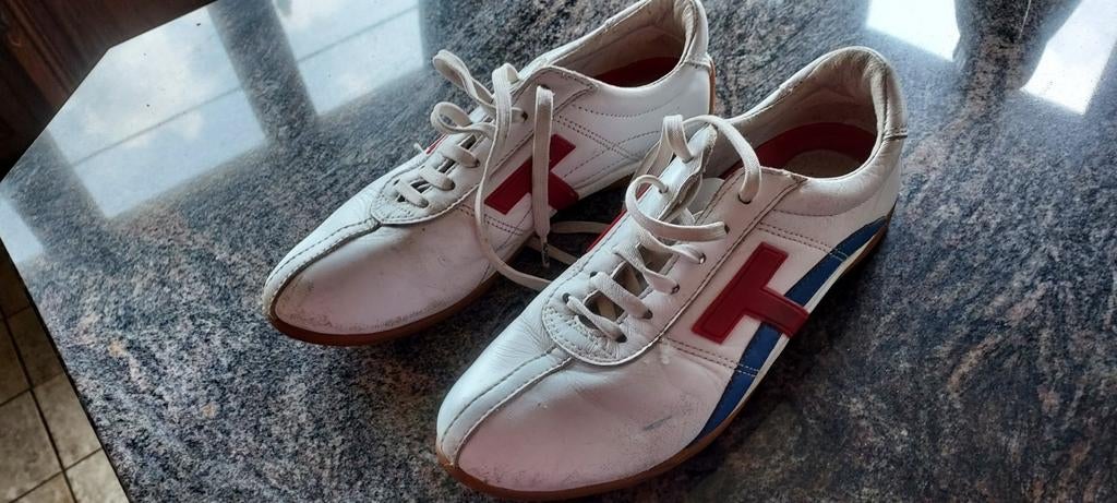 Damessneakers tommy hilfiger goede gebruikte staat vintage, Ophalen of Verzenden, Zo goed als nieuw