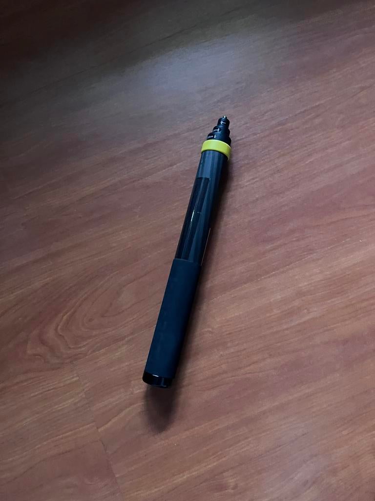 Insta 360 3m selfiestick, Enlèvement, Comme neuf