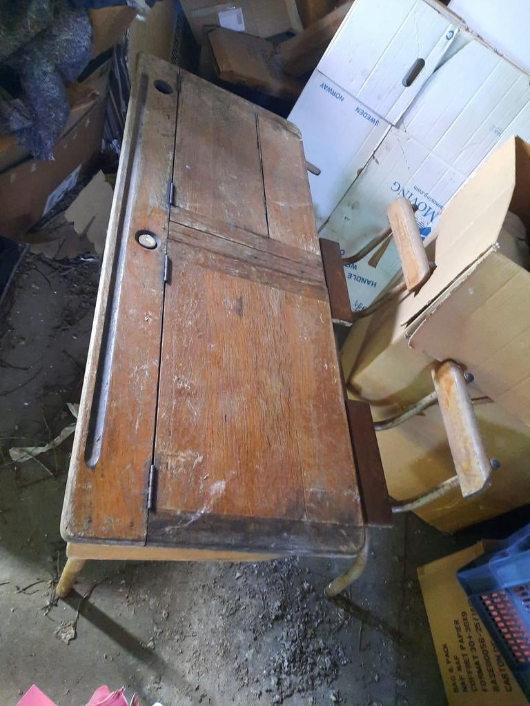 Banc d'école vintage, Enlèvement, Utilisé