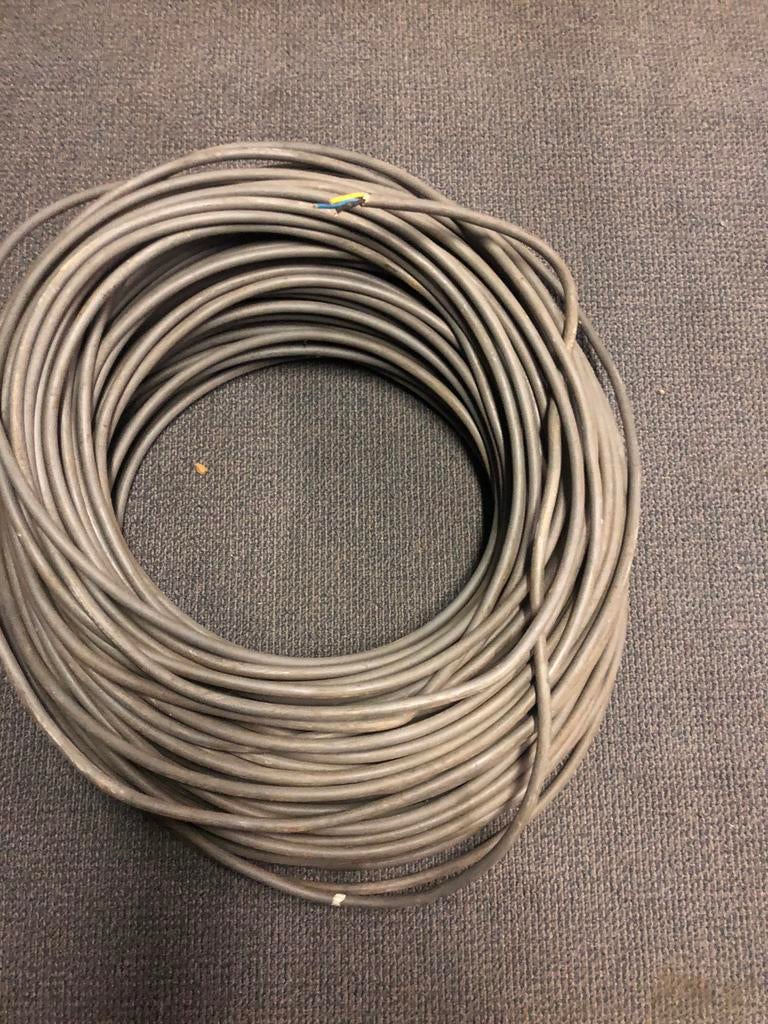 3g2,5mm2 +stukken van 3g1,5 mm2 + 26 m van 4 x6mm2, Enlèvement, Neuf