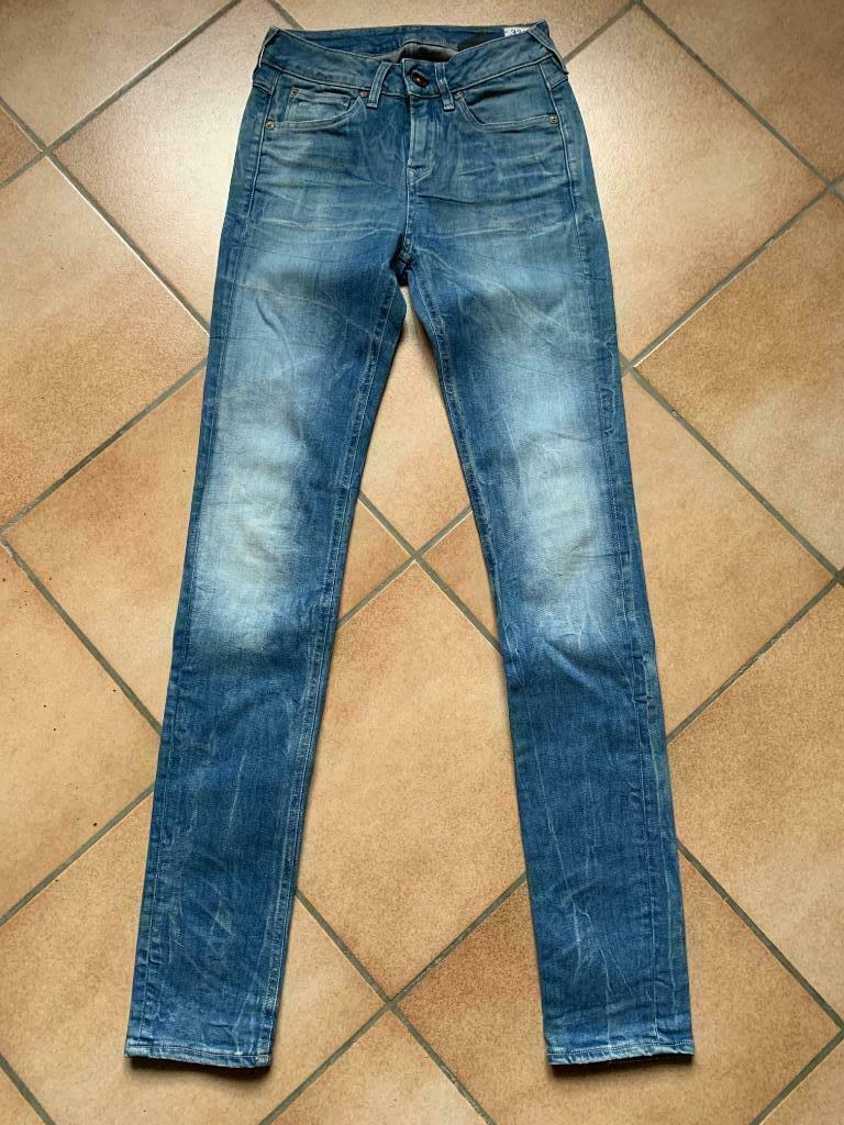Jeans G-Star Raw 3301 magnifique bleu clair délavé femme W26, Vêtements | Femmes, Jeans, Porté, W27 (confection 34) ou plus petit