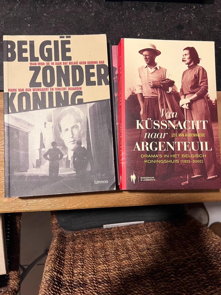 Pakketje boeken rond het Belgisch koningshuis, Verzamelen, Gebruikt, Geen idee, Ophalen of Verzenden, Geen idee