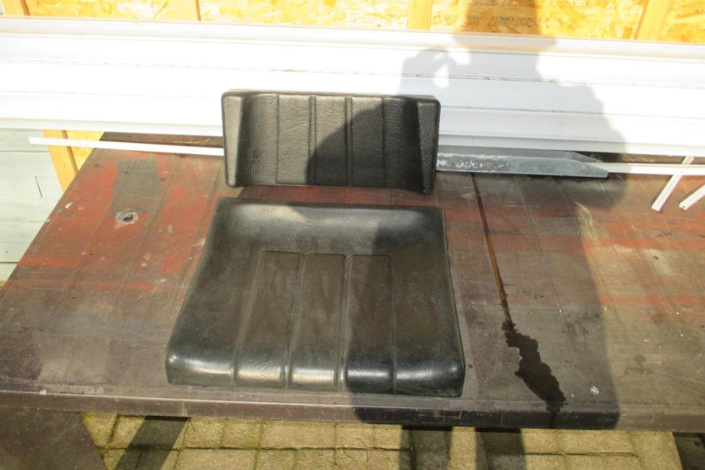rubber zitjes met rug leuningen, Auto diversen, Auto-accessoires, Zo goed als nieuw, Ophalen