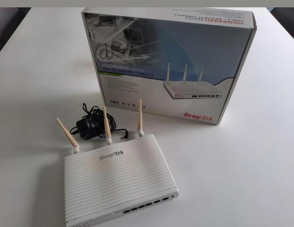 Draytek vigor 2820 series Adsl2+ security firewall, Computers en Software, Routers en Modems, Gebruikt, Ophalen