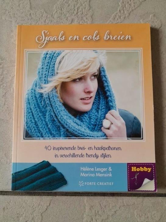 Helene Lesger - Sjaals en cols breien, Helene Lesger; Marina Mensink, Ophalen, Gelezen