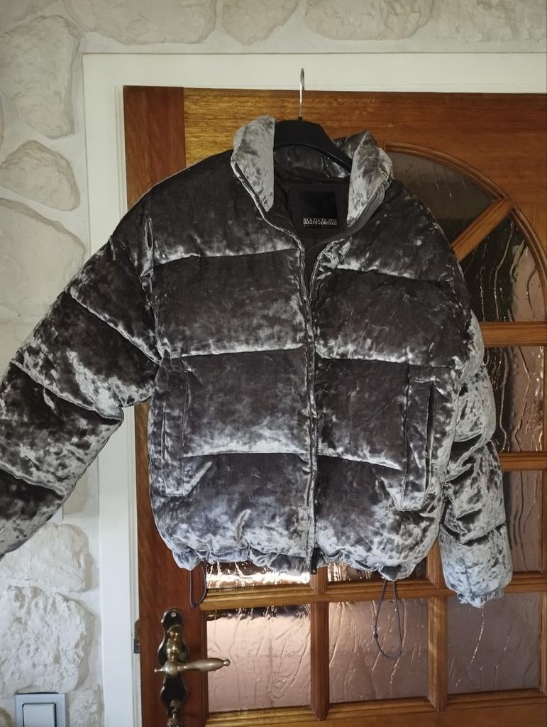 Veste doudoune Napapijri, Vêtements | Femmes, Enlèvement, Neuf