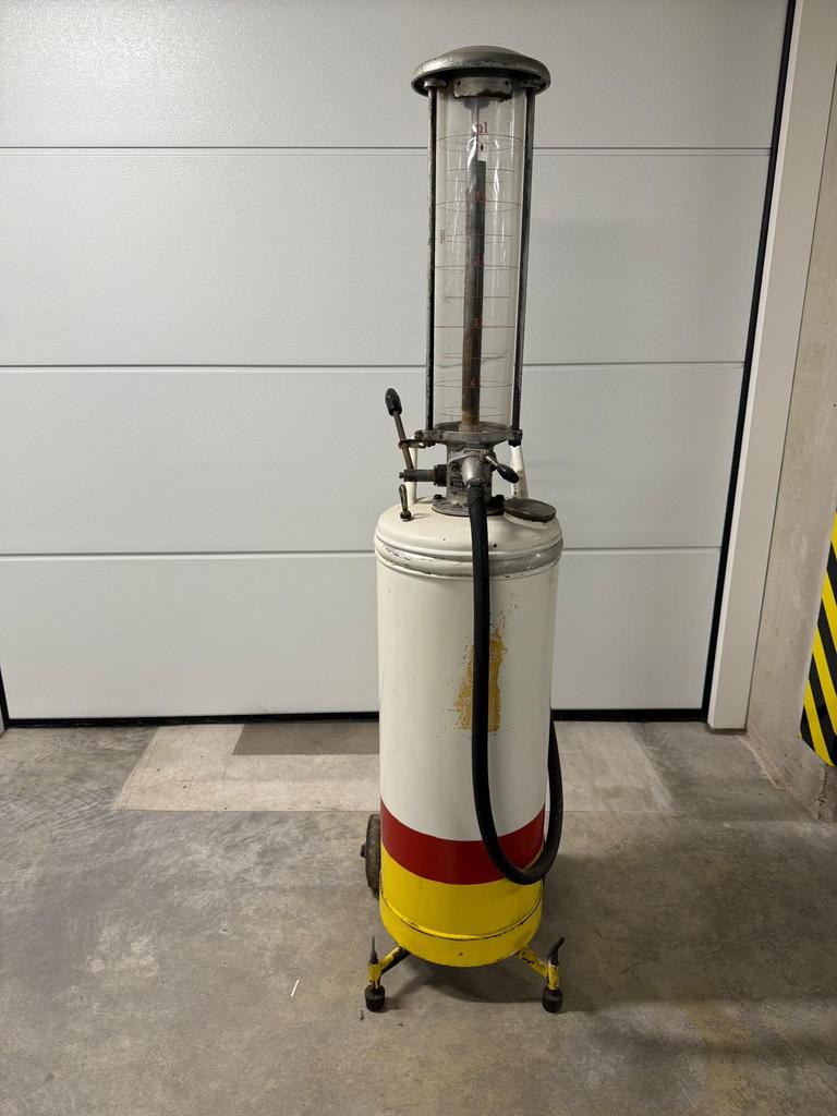 Vintage tweetakt pomp Shell, Ophalen, Gebruikt
