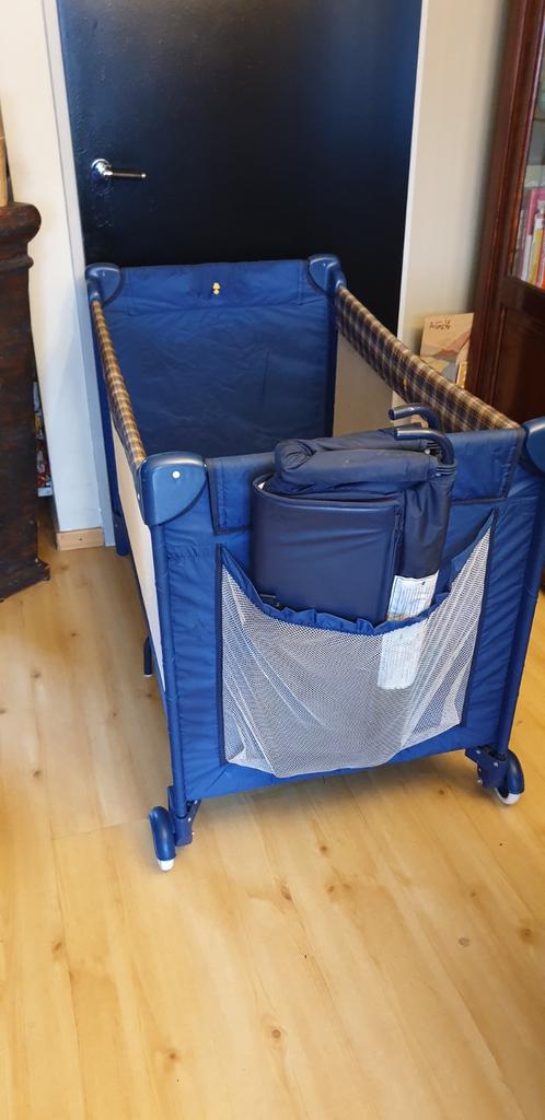 Graco Reisbed, babywiegje met opvouwbare verschoontafel, Ophalen of Verzenden, Gebruikt