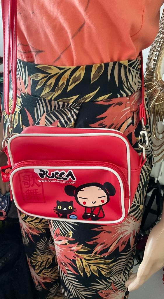 Joli sac bandoulière rouge Pucca, Enlèvement ou Envoi, Utilisé, Rouge, Autres marques