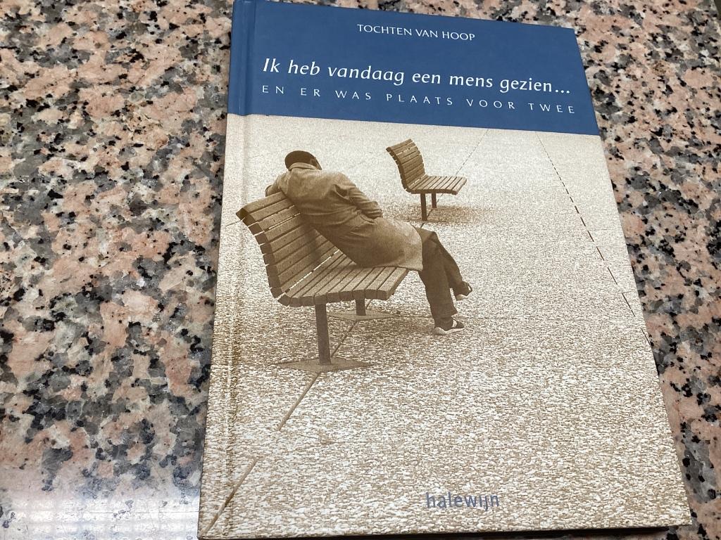 Ik heb vandaag een mens gezien… tochten van hoop, Boeken, Ophalen of Verzenden, Zo goed als nieuw