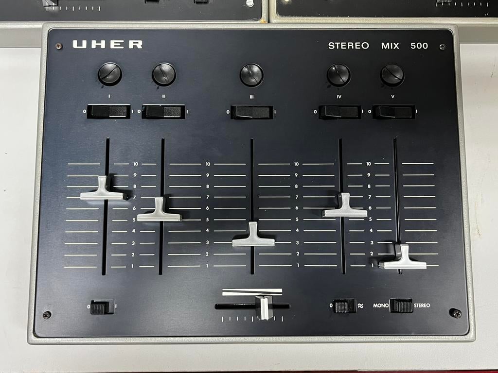 UHER Stereo Mix 500 – 1 x Table de mixage analogique vintage, Musique & Instruments, Tables de mixage, Comme neuf, Enlèvement ou Envoi