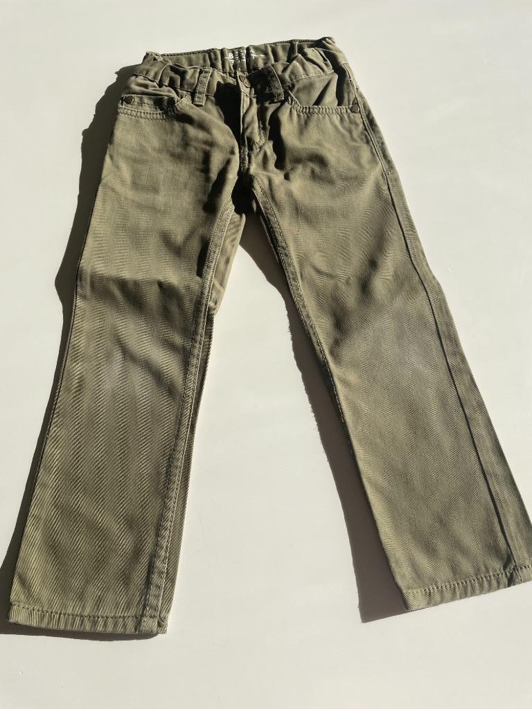 Donkergroene broek - maat 104, Kinderen en Baby's, Kinderkleding | Maat 104, Broek, Ophalen of Verzenden, Jongen, Nieuw