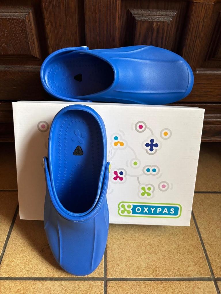 2 Sabots de travail Oxypas Bleu Neuf 43 et 44, Ophalen, Nieuw