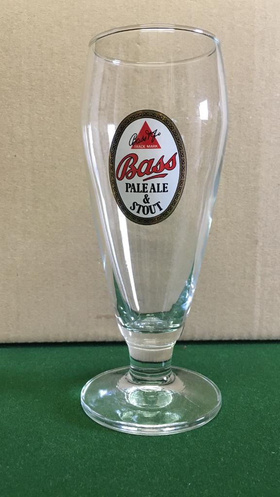 2 glazen Bass Pale Ale (apart te koop), Ophalen of Verzenden, Zo goed als nieuw