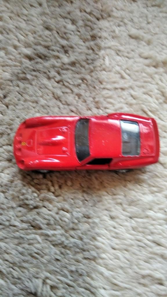 Miniatuur Ferrari 25OGTO 1/38 Maisto, Enlèvement ou Envoi