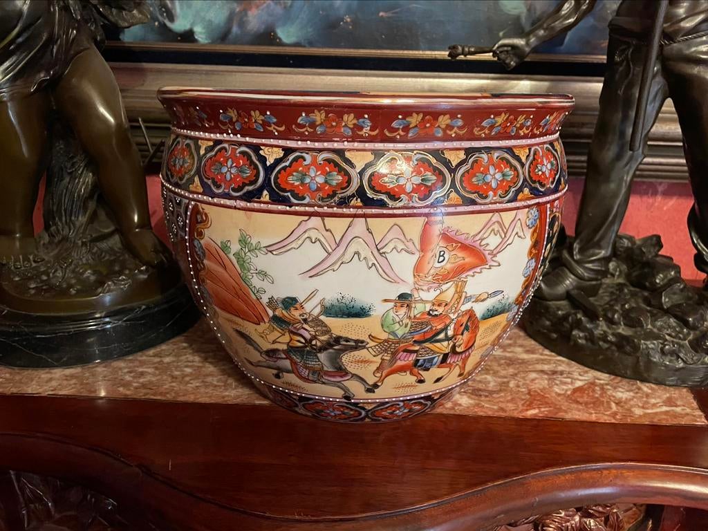 Chinese cachepot, Ophalen