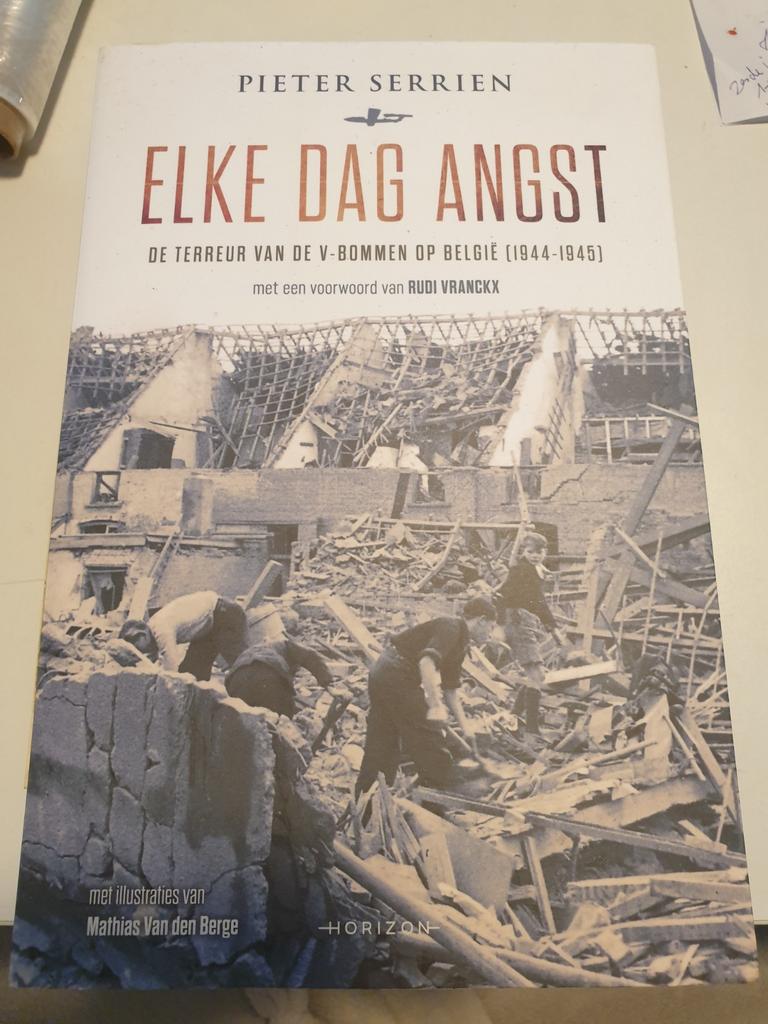 Pieter Serrien - Elke dag angst, Boeken, Oorlog en Militair, Ophalen of Verzenden