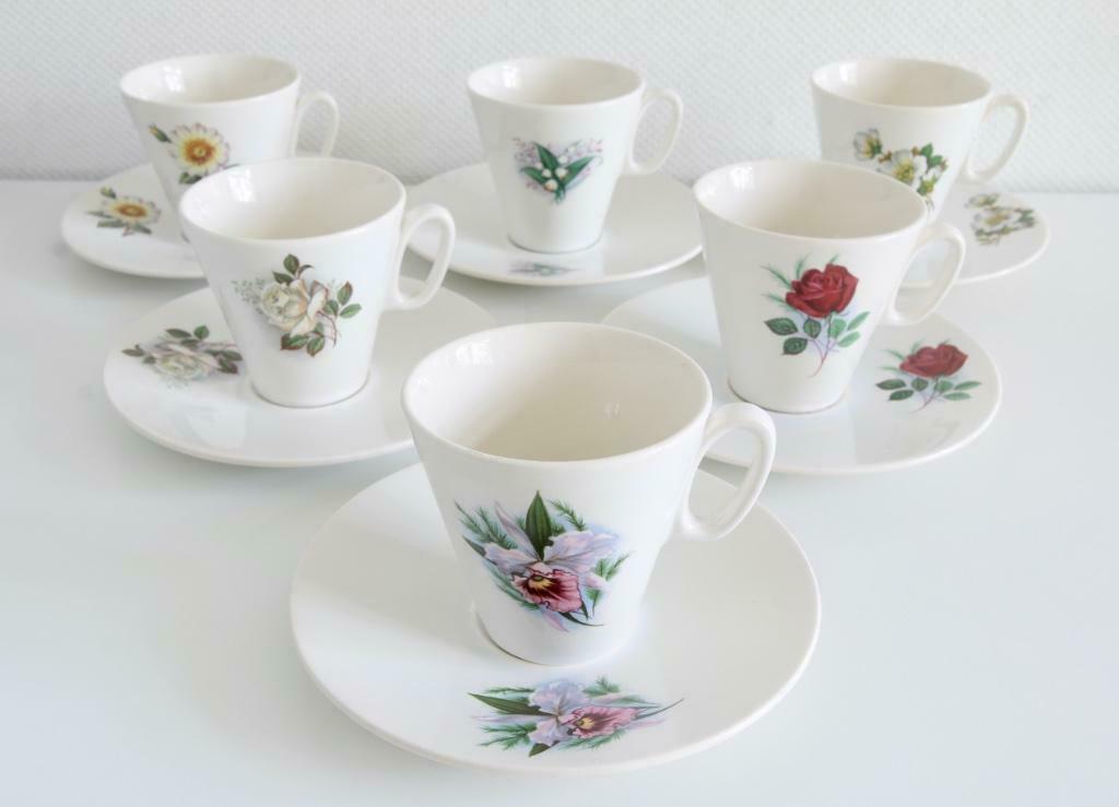 6 tasses et 6 sous-tasses Boch Diplomat Série de Fleurs, Enlèvement ou Envoi