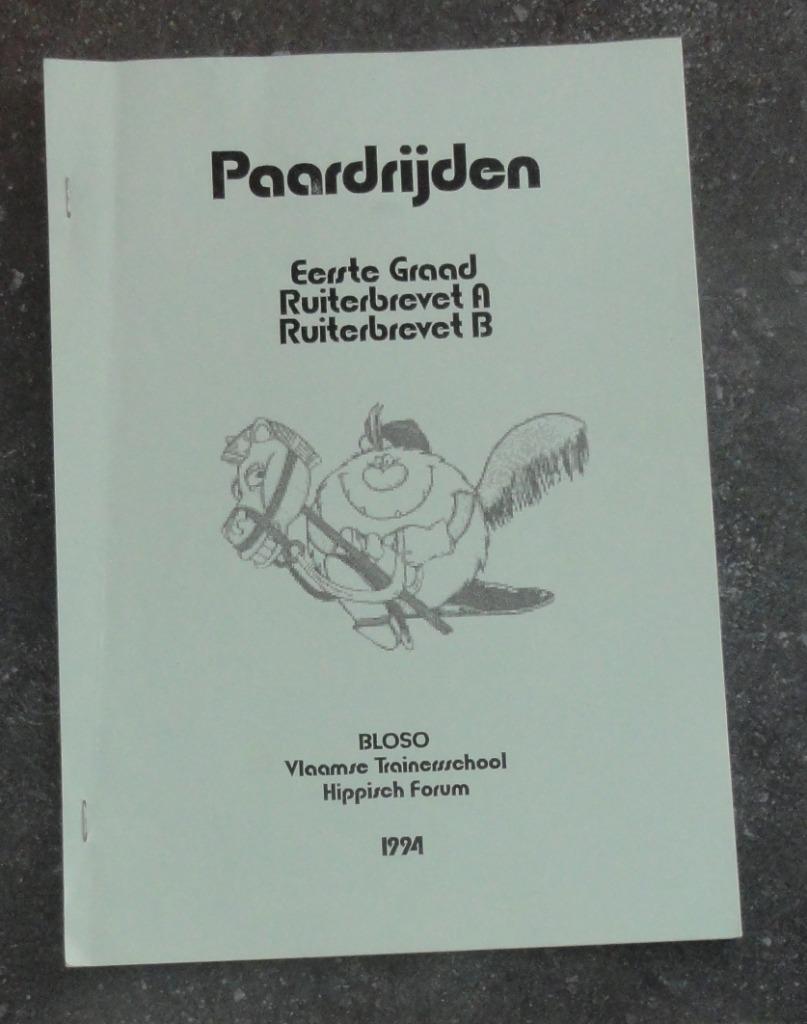 Cursus paardrijden (voor ruiterbrevet A & B), Ophalen, Zo goed als nieuw, BLOSO, Overige sporten
