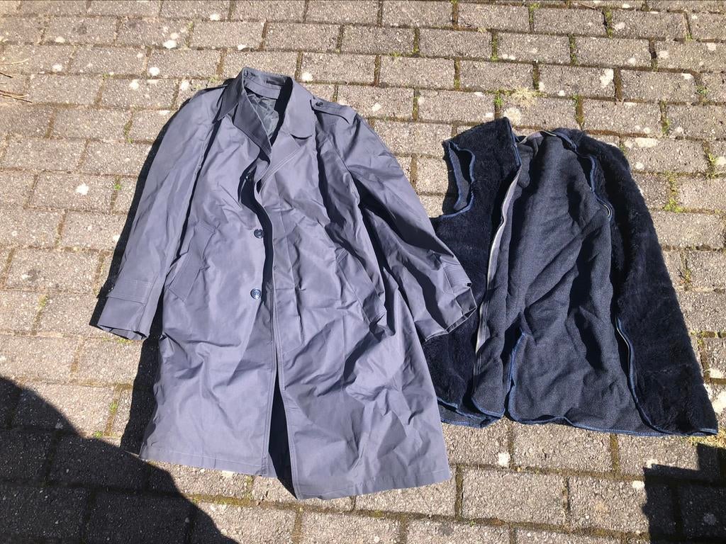 Regen legerjas belgische luchtmacht 1975, Verzamelen, Ophalen of Verzenden, Luchtmacht, Kleding of Schoenen