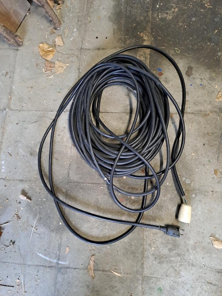 Verlengkabel 40lm, Bricolage & Construction, Électricité & Câbles, Enlèvement