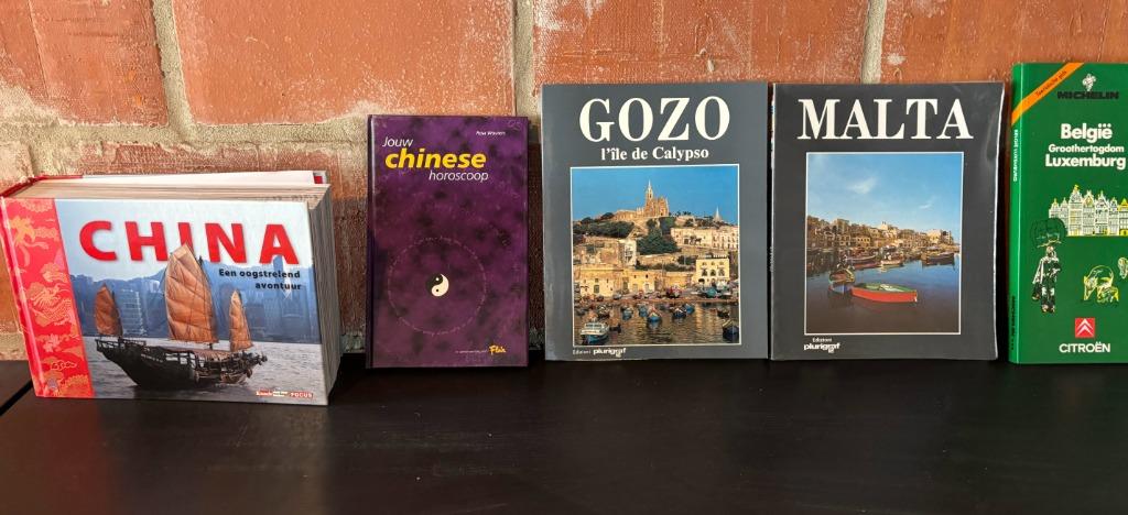 reisboeken china,gozo,malta,Belgie, luxemburg, Boeken, Ophalen of Verzenden, Zo goed als nieuw