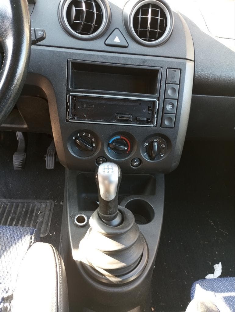 Mercedes r129, -----} R230 ., Alsook Ford fiesta 2004, foto 9