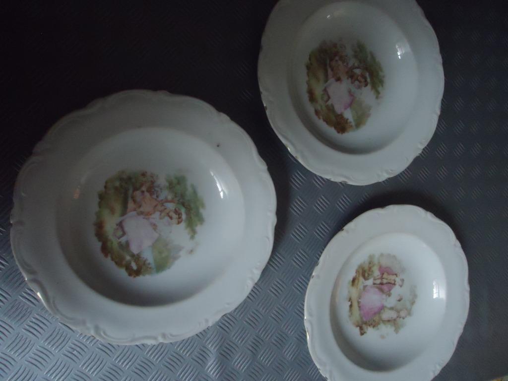 3 assiettes Germany, Enlèvement
