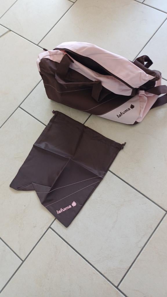 Sac Lafuma 30 cm de long neuf + sac de gym, Enlèvement ou Envoi, Comme neuf