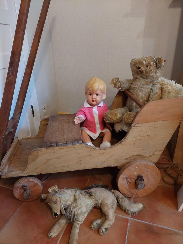 Chariot pour chien ancien, entièrement en bois, Enlèvement