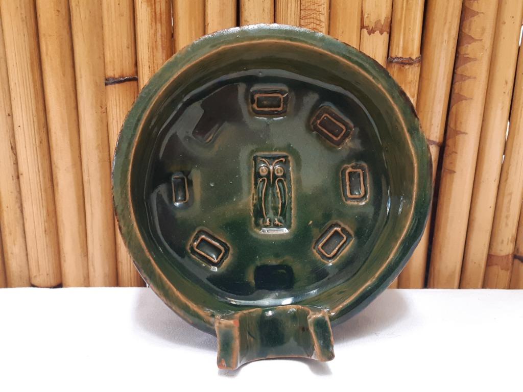 Vintage 1960 ronde groene asbak met uilmotief, keramiek, Ophalen of Verzenden, Gebruikt, Asbak