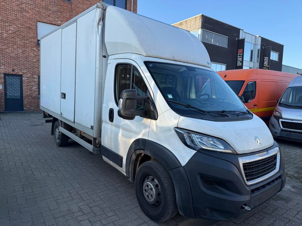 Peugeot boxer 2.0hdi 165pk bakwagen+laadklep, Euro 6, Bedrijf, Diesel, Te koop