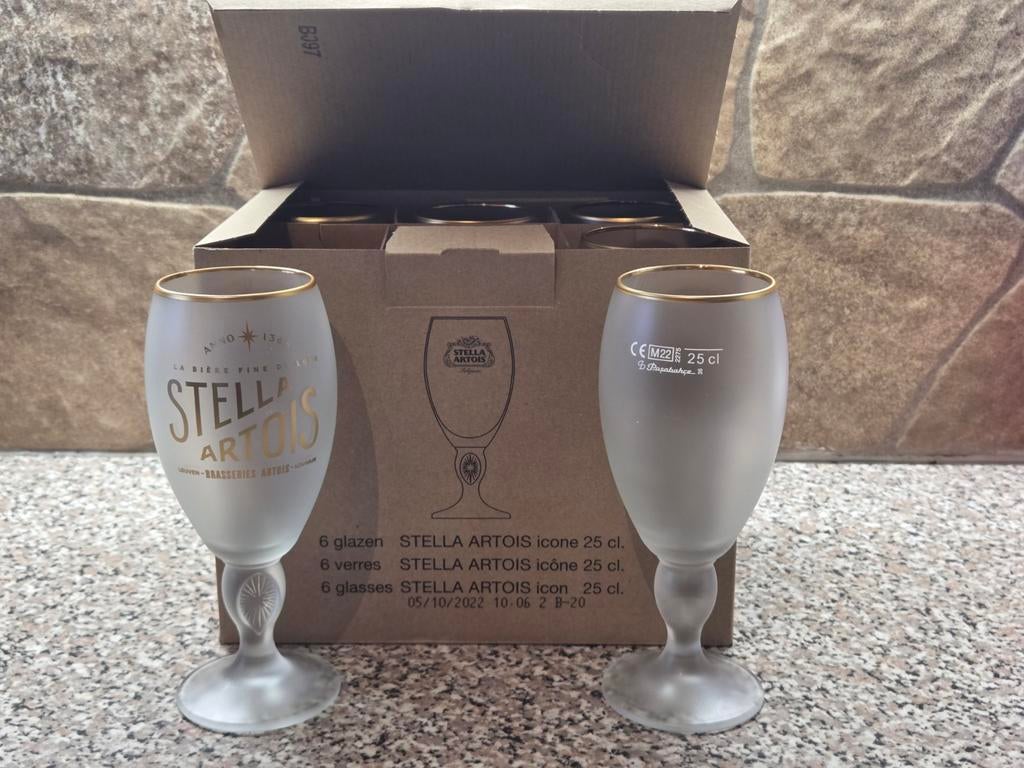 6 Stella Artois icone glazen, Leffe royal en Stella 33cl, Verzamelen, Glas en Drinkglazen, Ophalen, Nieuw, Bierglas
