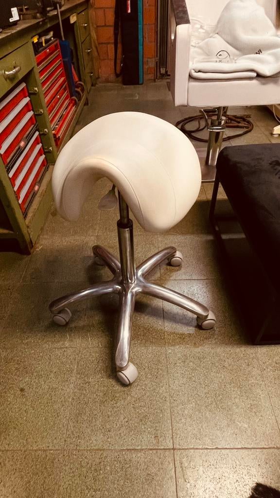 Pedicure/kapper zadelzit, Ophalen, Gebruikt