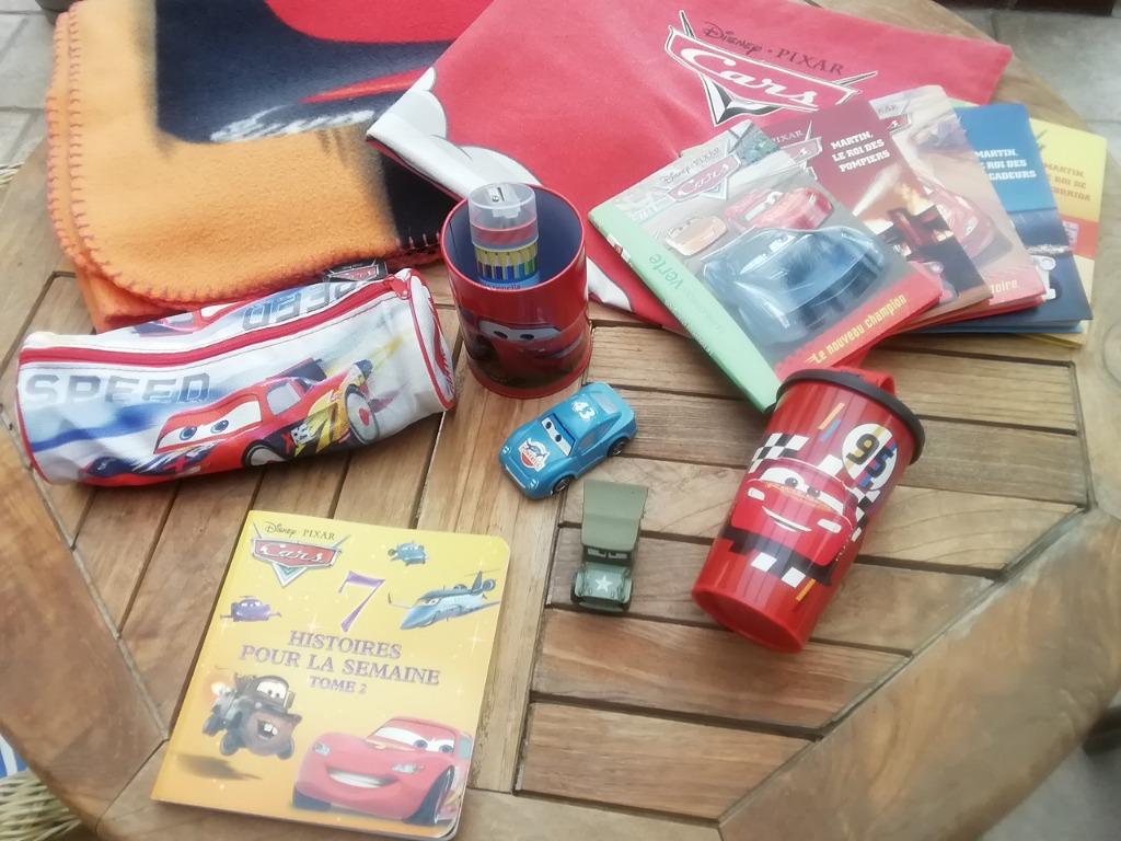 Lot d'objets CARS pour enfants, Enlèvement ou Envoi, 10 à 50 pièces, Comme neuf, 2 à 4 ans