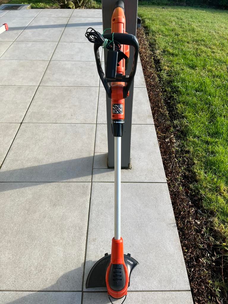 GLC1825n black & Decker 18v 25 cm, Électrique, Comme neuf, Enlèvement, 10 à 30 cm