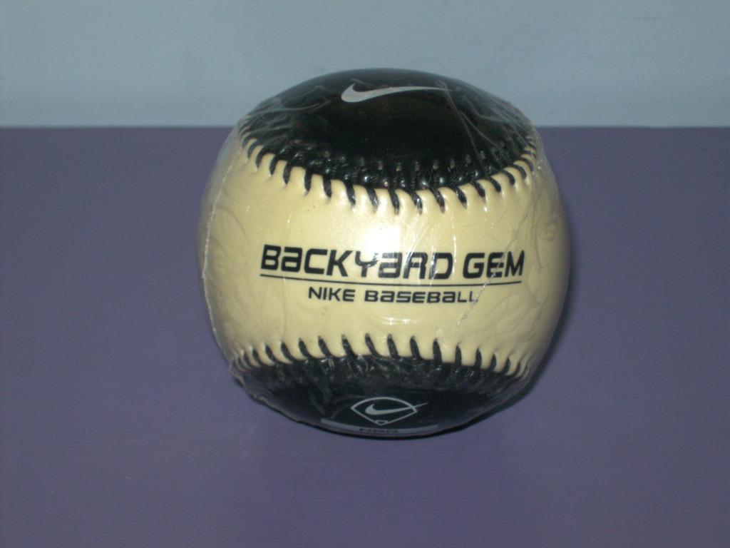 Backyard gem nike baseball., Sport en Fitness, Honkbal en Softbal, Ophalen of Verzenden, Nieuw, Bal