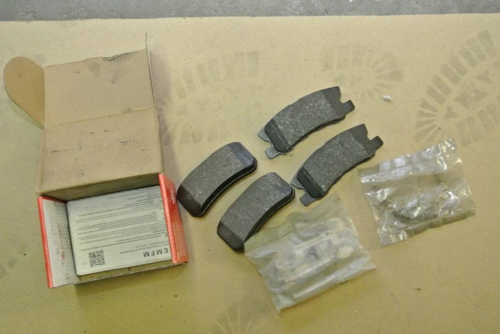 BREMBO P 54 031 Remblokken voor oa Jeep Patriot, Enlèvement ou Envoi, Neuf, Jeep