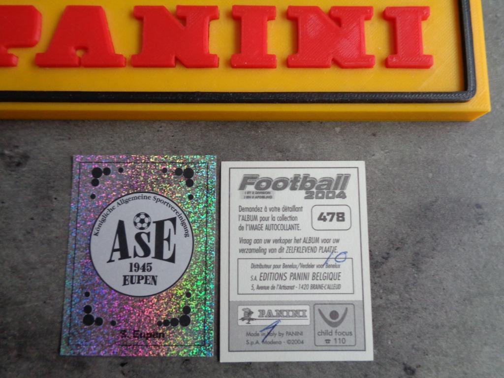 PANINI FOOTBALL 2004 EUPEN ASE STICKER BADGE, Verzenden, Sticker