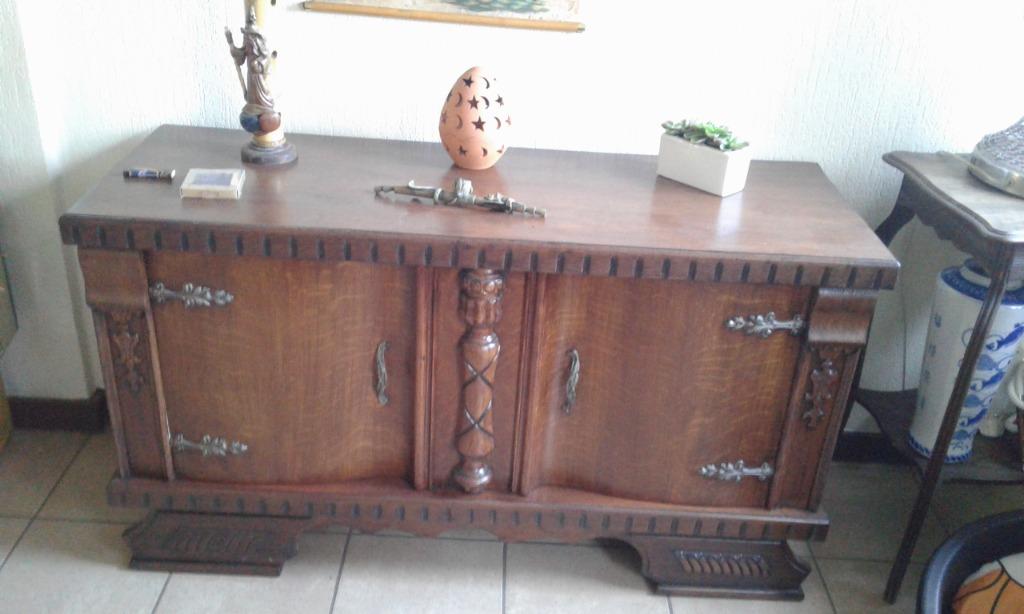 Buffet bas vintage 1950, Antiquités & Art, Antiquités | Meubles | Armoires, Enlèvement