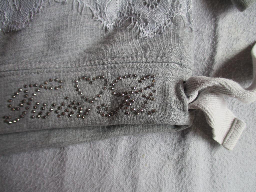 grijze sweater met kant twinset maat 128, Meisje, Trui of Vest, Ophalen of Verzenden, Zo goed als nieuw