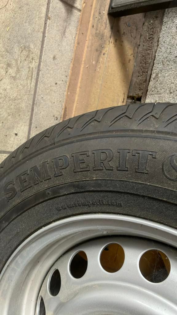 Band semperit, Enlèvement ou Envoi