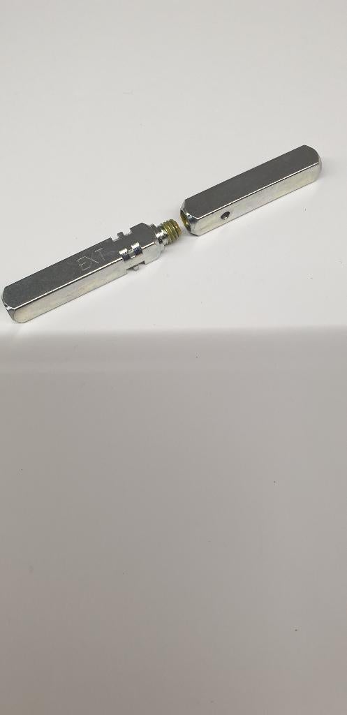 Spindle handle female+male (8 mm.), Enlèvement, Neuf, Fer, Loquet ou Poignée