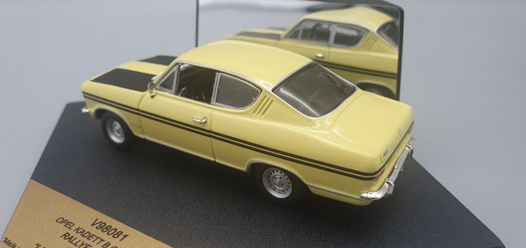 1:43 Vitesse V98081 Opel Kadett B Coupe Rally 1100 1966, Enlèvement ou Envoi, Comme neuf, Voiture