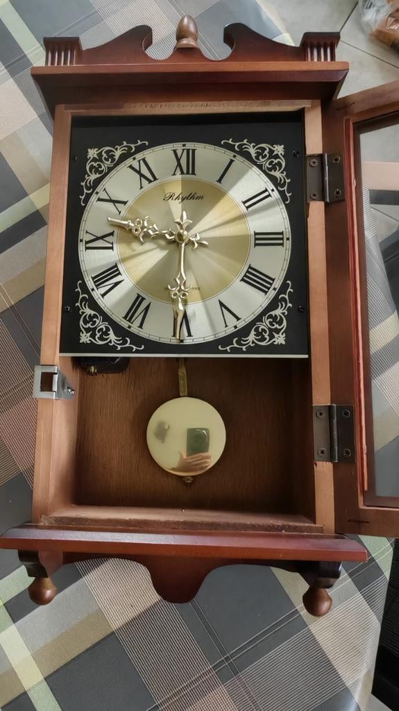 Hangklok met een mooie melodie!, Antiek en Kunst, Antiek | Klokken, Ophalen of Verzenden