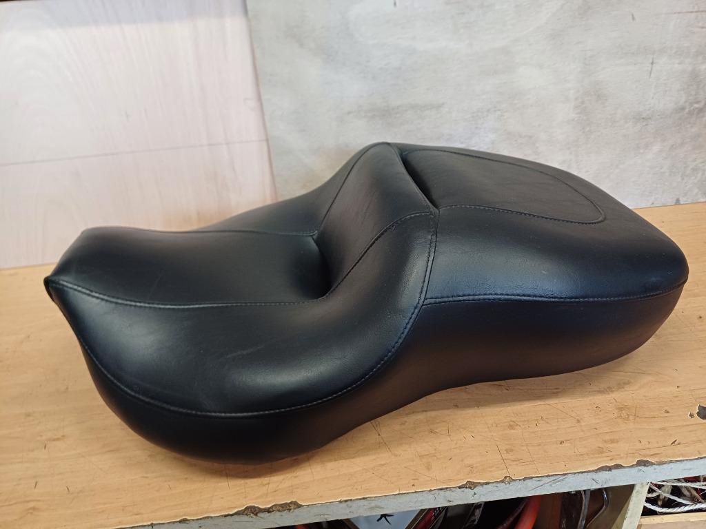 harley davidson road king classic low profile touring zadel, Motoren, Ophalen of Verzenden, Gebruikt